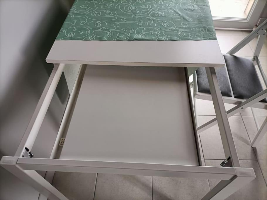 Studio + Combles Amenages Fontet Ngoại thất bức ảnh